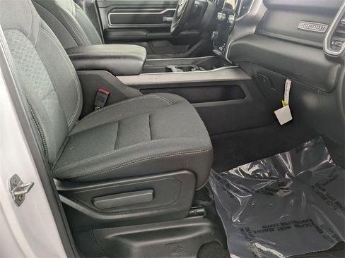 Certified 2025 RAM 1500 Big Horn image 31