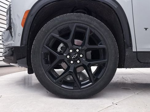 Used 2024 Chevrolet Traverse RS w/ LPO, Floor Liner Package image 16