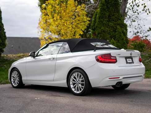 Used 2016 BMW 228i xDrive Convertible image 7
