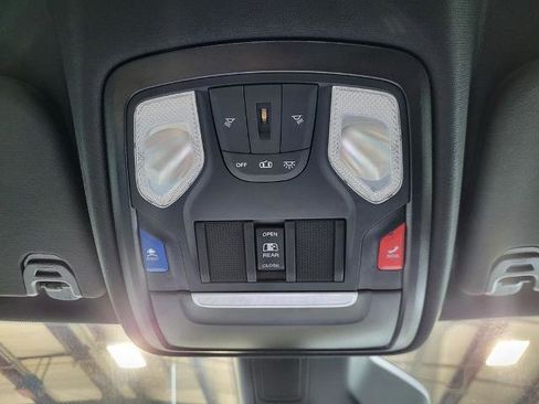 Used 2025 RAM 1500 Big Horn AWD/4WD image 26