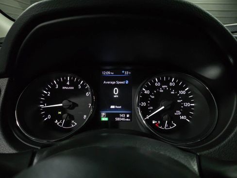 Used 2020 Nissan Rogue S image 22