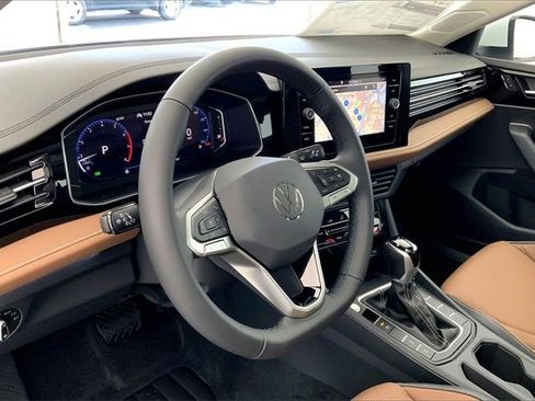 New 2026 Volkswagen Jetta SEL image 7