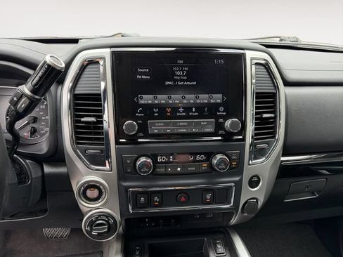 Used 2021 Nissan Titan SV w/ SV Convenience Package AWD/4WD image 15