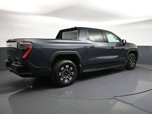Used 2026 GMC Sierra EV Elevation AWD/4WD image 5