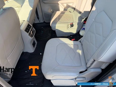 Used 2024 Volkswagen Atlas SE FWD image 10