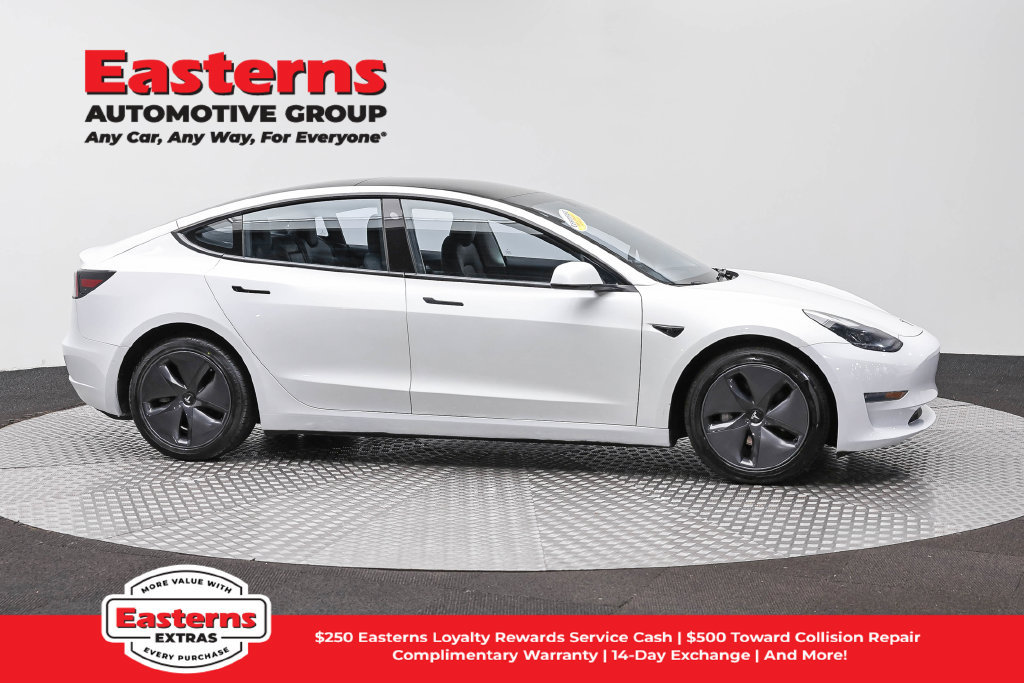 Used 2022 Tesla Model 3 Long Range AWD/4WD image 5