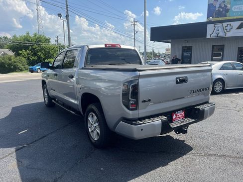 Used 2018 Toyota Tundra SR5 image 3