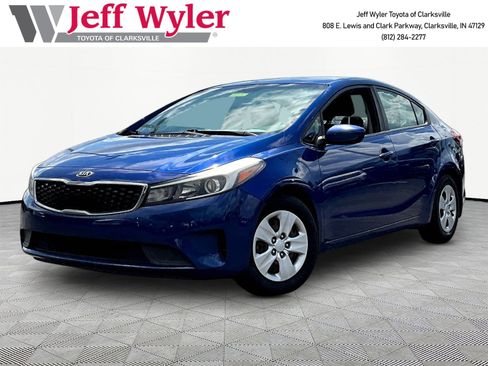 Used 2017 Kia Forte LX FWD image 1