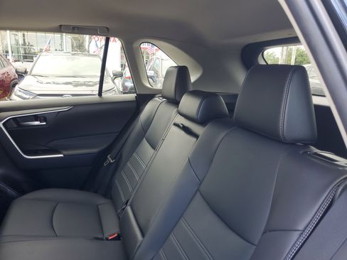 Certified 2023 Toyota RAV4 XLE Premium image 15