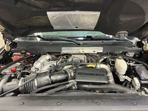 Used 2018 Chevrolet Silverado 2500 High Country w/ Duramax Plus Package image 24