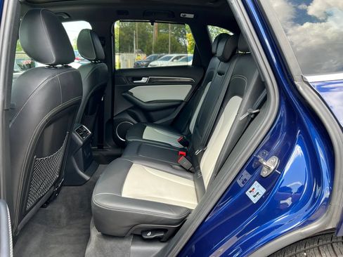 Used 2014 Audi SQ5 Prestige w/ Prestige Package AWD/4WD image 29