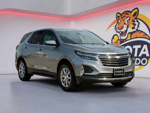 Used 2024 Chevrolet Equinox LT AWD/4WD image 3