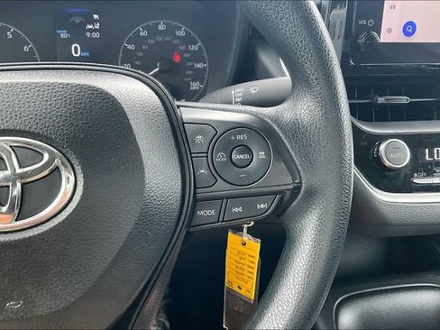Used 2024 Toyota Corolla LE FWD image 19