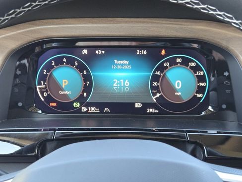 New 2026 Volkswagen Atlas SE FWD image 12