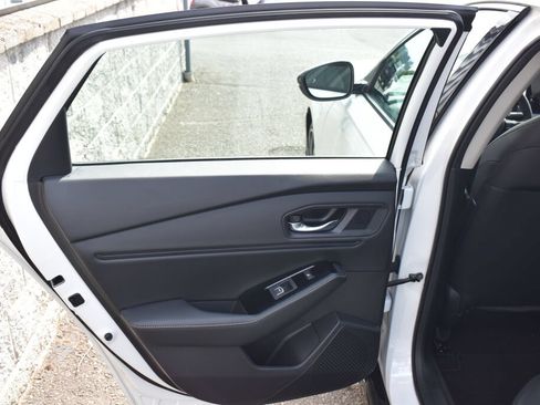 Used 2024 Honda Accord Touring image 19