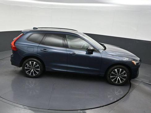 Used 2024 Volvo XC60 B5 Core AWD/4WD image 23