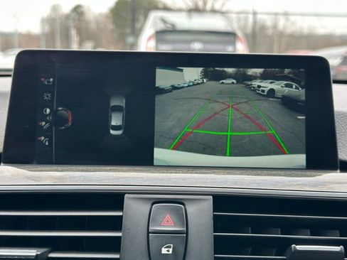 Used 2017 BMW 330i Sedan image 21