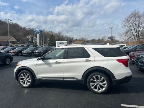 Certified 2021 Ford Explorer Platinum w/ Equipment Group 601A image 6