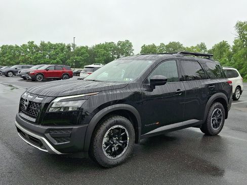 New 2025 Nissan Pathfinder Rock Creek image 2