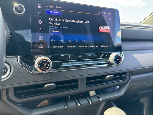 Certified 2023 Chevrolet Colorado W/T RWD image 11