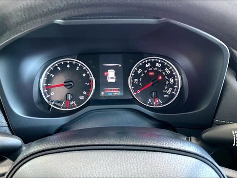 Used 2021 Toyota RAV4 LE FWD image 9