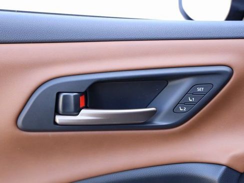 New 2026 Toyota Crown Signia image 17