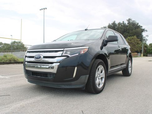 Used 2011 Ford Edge SEL FWD image 4