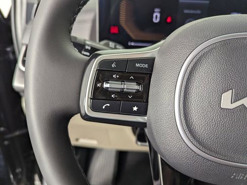 New 2026 Kia Carnival LXS image 22