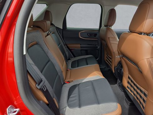 Used 2023 Ford Bronco Sport Outer Banks image 24