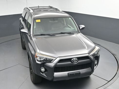 Used 2016 Toyota 4Runner SR5 image 23