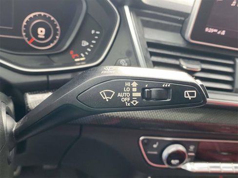 Used 2019 Audi SQ5 Premium Plus w/ Premium Plus Package image 23