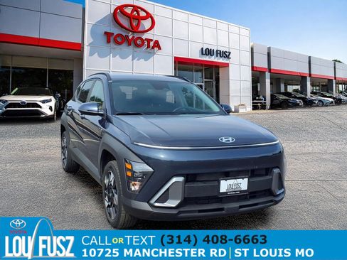 Used 2025 Hyundai Kona SEL AWD/4WD image 1