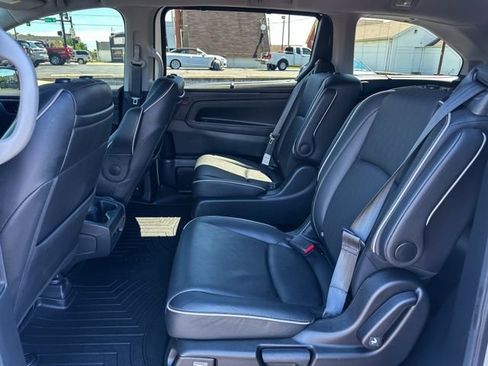 Used 2023 Honda Odyssey Elite image 22