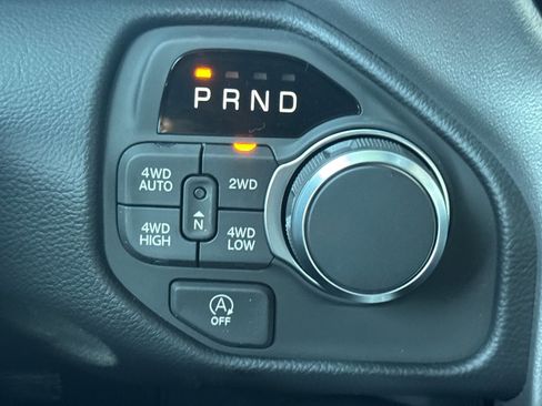 New 2026 RAM 1500 4x4 Crew Cab image 20