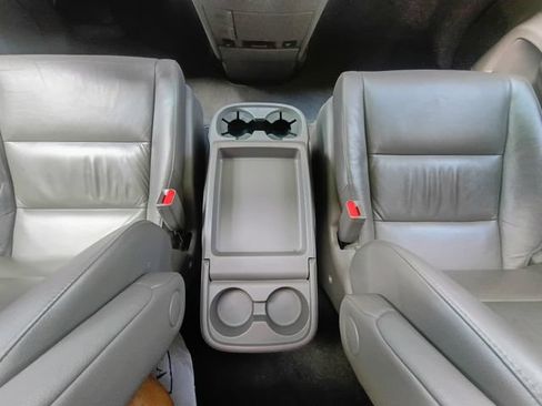 Used 2011 Honda Odyssey EX-L image 41