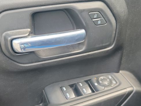 Used 2023 Chevrolet Silverado 1500 Custom w/ LPO, Dark Essentials Package RWD image 14