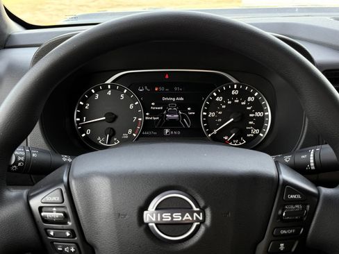 Used 2023 Nissan Frontier SV w/ Midnight Edition Package RWD image 39