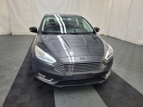 Used 2017 Ford Focus Titanium FWD image 14