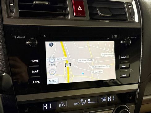 Used 2015 Subaru Outback 2.5i Premium image 16