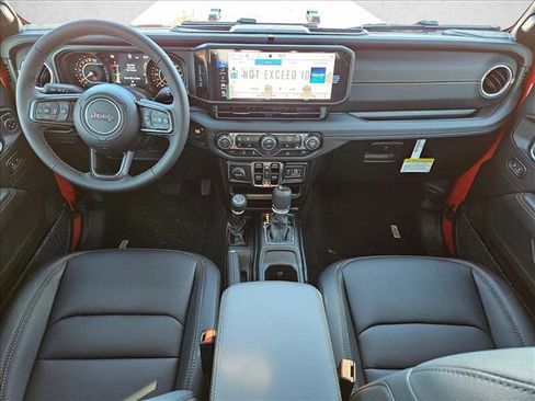 New 2025 Jeep Gladiator Sport image 13