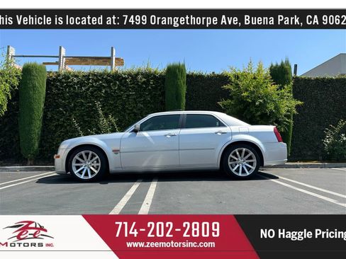 Used 2005 Chrysler 300 SRT8 w/ SRT Option Group II image 9