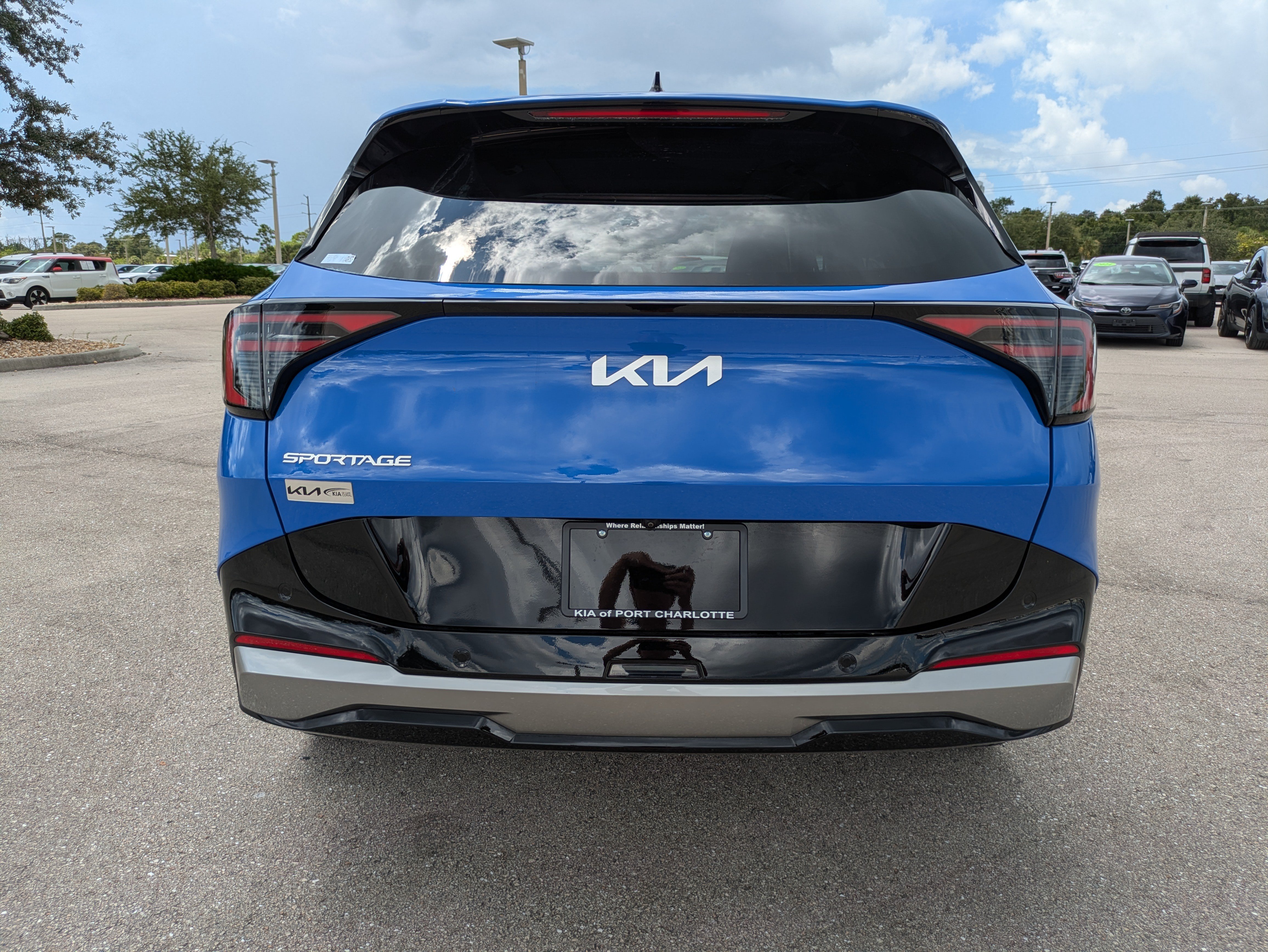 New 2026 Kia Sportage SX FWD image 5