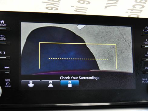 Used 2021 Honda Accord Hybrid image 19