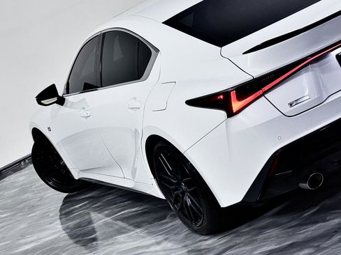 Used 2021 Lexus IS 350 F Sport w/ Dynamic Handling Package AWD/4WD image 13