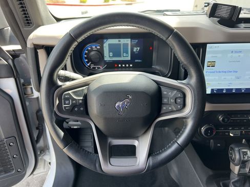 Used 2022 Ford Bronco Wildtrak AWD/4WD image 11