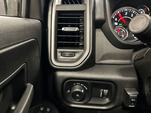 New 2024 RAM 2500 Tradesman w/ Chrome Appearance Group image 16