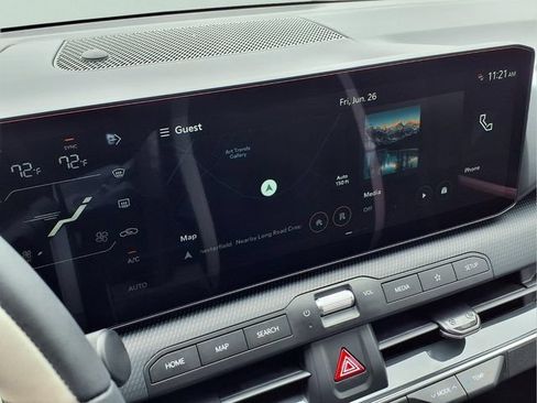 New 2026 Kia K4 GT-Line FWD image 4