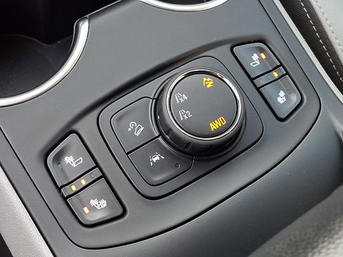 Certified 2022 GMC Terrain SLT AWD/4WD image 27