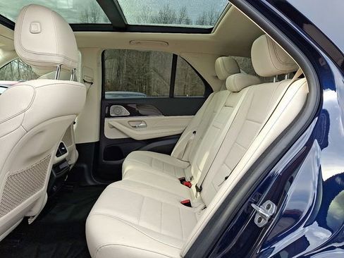 Used 2022 Mercedes-Benz GLE 450 4MATIC image 10