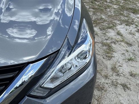 Used 2016 Nissan Altima 2.5 SL w/ 2.5 Technology Package FWD image 4